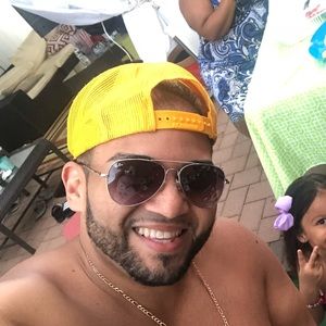 Meet your Posher, Rafael b